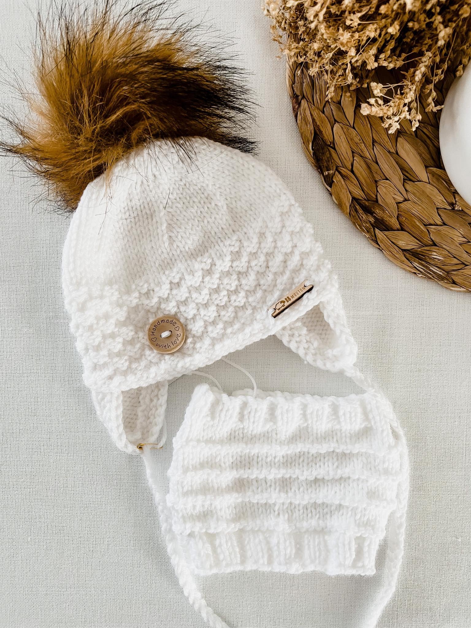 Tuque cache-oreille avec cache-cou