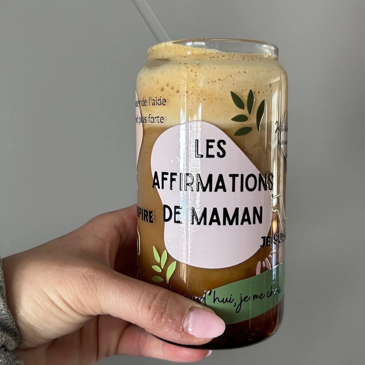 Tumbler en verre avec couvercle et paille (16 oz) - Les affirmations de maman ❣️