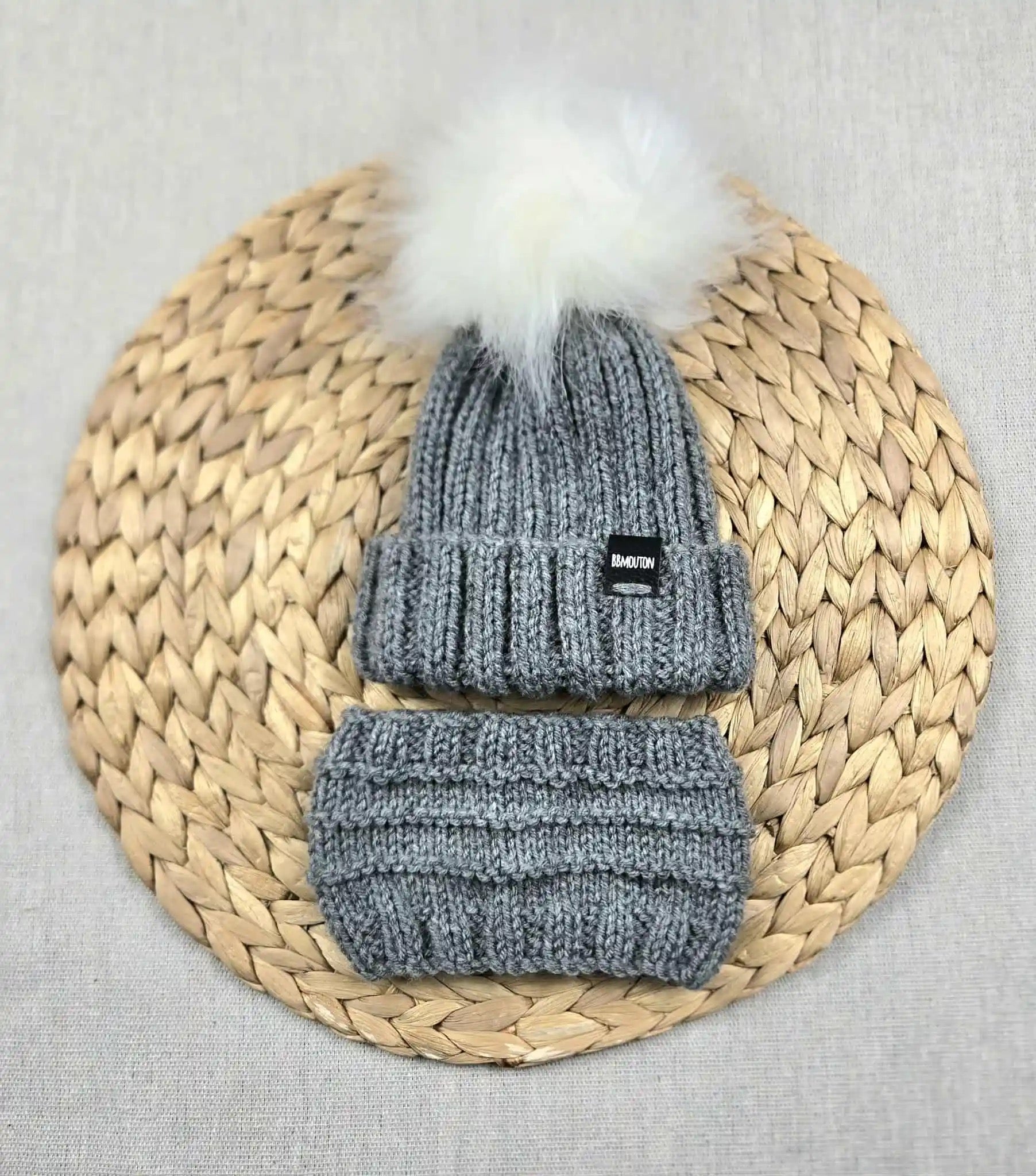 Tuque évolutive avec cache-cou