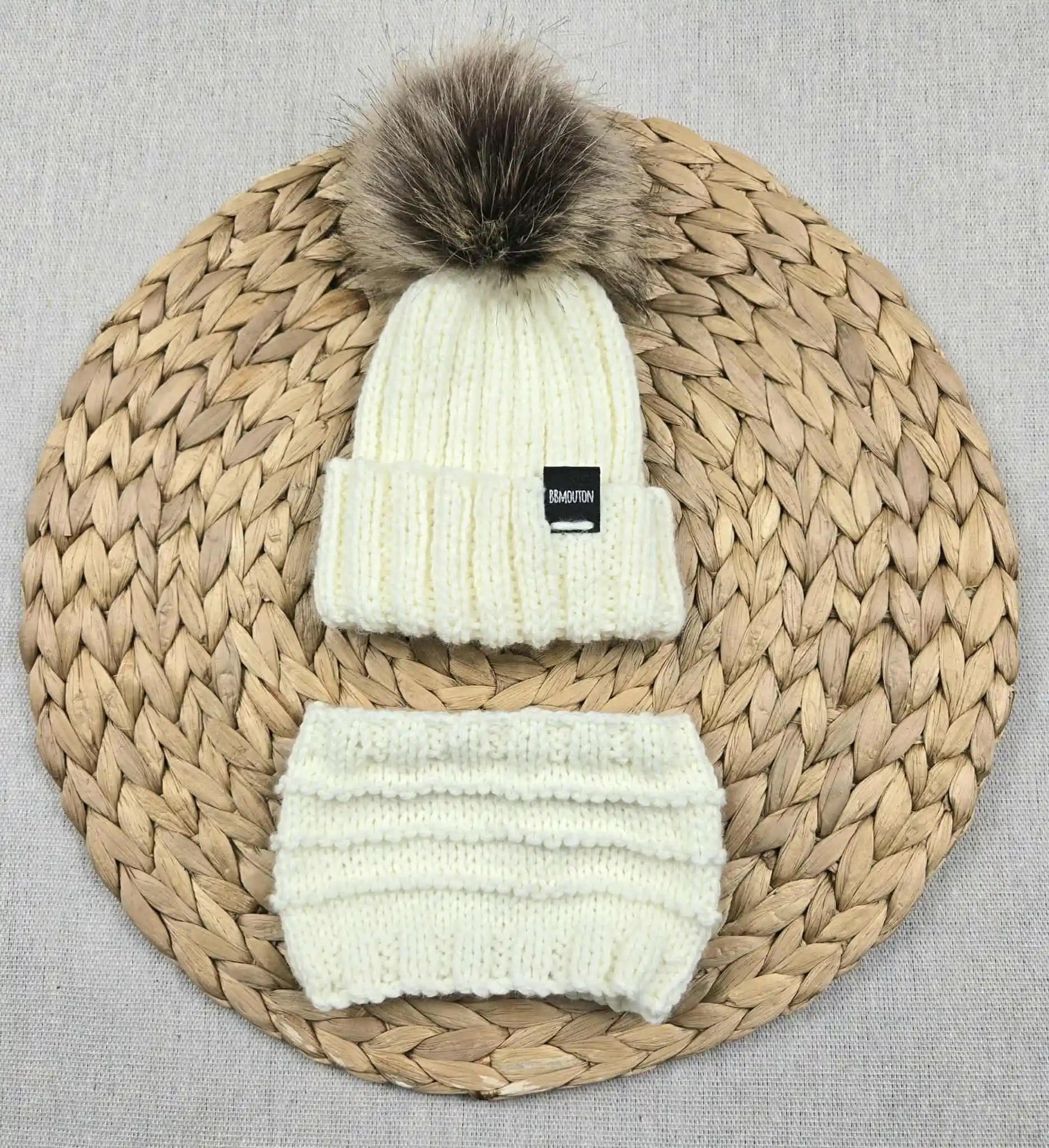 Tuque évolutive avec cache-cou