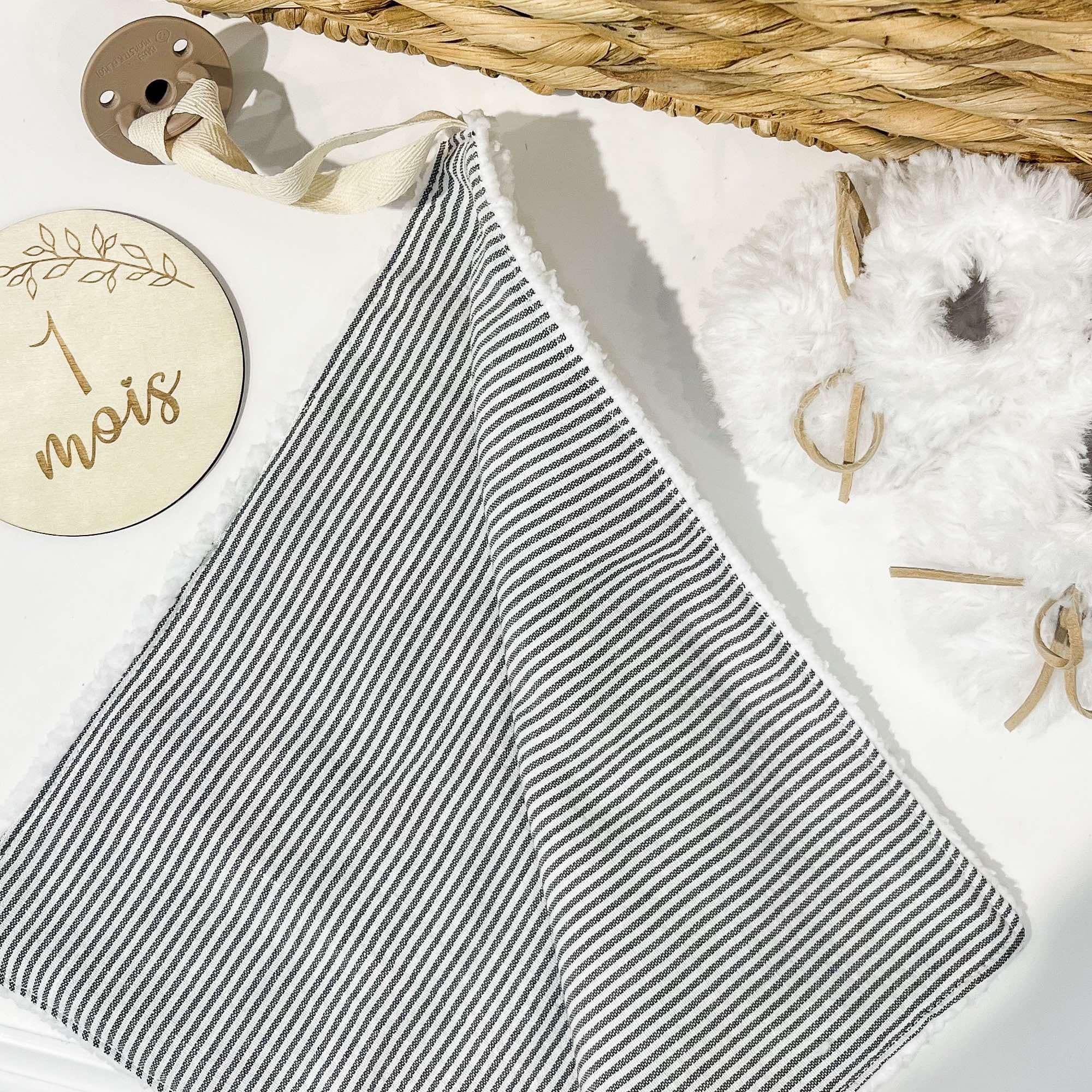 Mini doudou attache suce